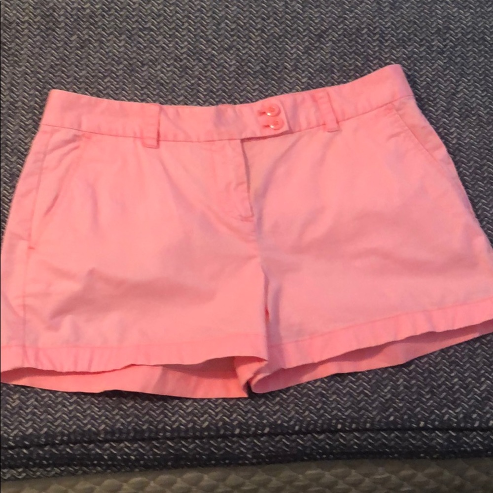 Vineyard Vines shorts